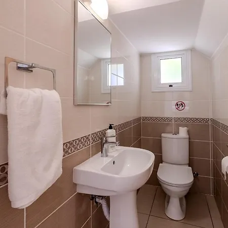 Nissi 26 With Private Pool