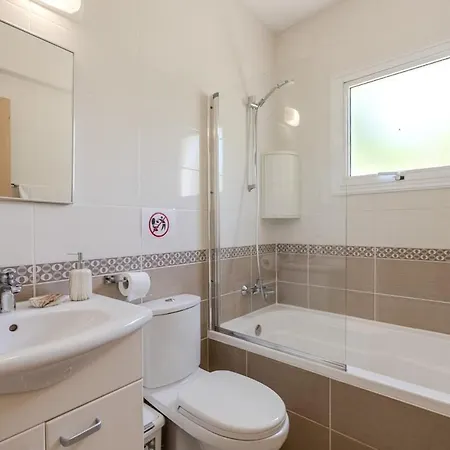 Vilă Nissi 26 With Private Pool