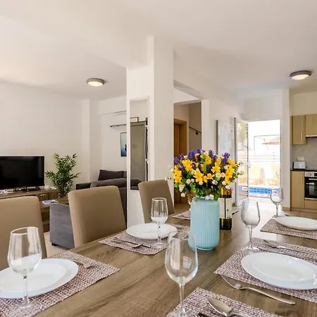 Villa Nissi 26 With Private Pool
